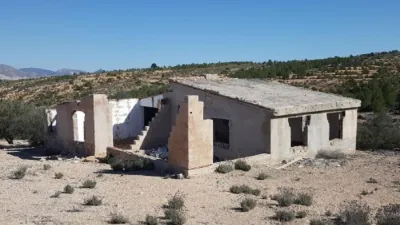 Rustic farm in Caudete photo 3